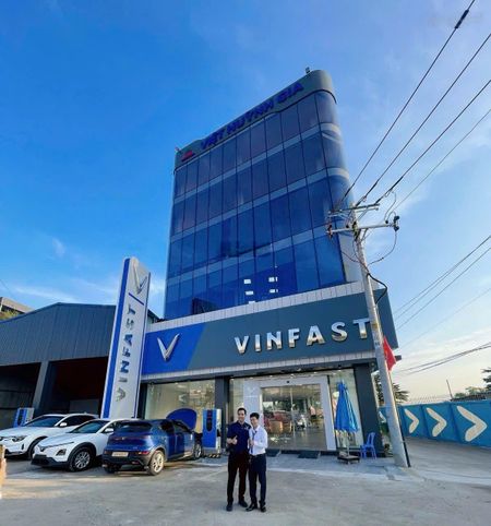 Cho thuê văn phòng mặt tiền đường mỹ phước tân vạn