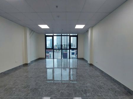 Cho thuê văn phòng Khuất Duy Tiến, 40 m2, view thoáng đẹp