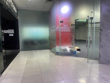 Cho thuê văn phòng 1.100m² Xuân Thủy, Cầu Giấy giá chỉ 185.000đ/m2/th (đã VAT)