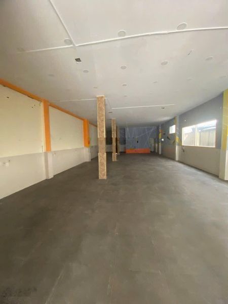 Cho thuê mặt bằng đường Tạ Uyên Quận 5