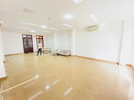 Chính chủ cho thuê sàn văn phòng 90m2 giá 14.5 triệu tại trung tâm quận Cầu Giấy