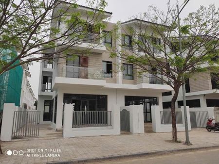 Cho thuê văn phòng tại An Vượng Villa, 5 triệu, 100m2, mặt tiền 9m, ngõ rộng 10m