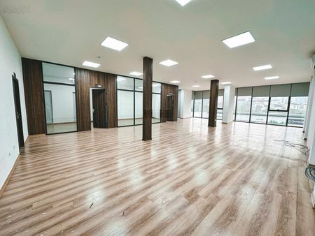 Cho thuê văn phòng tại Trần Duy Hưng, 23 triệu, 150m2, Cầu Giấy, Hà Nội.