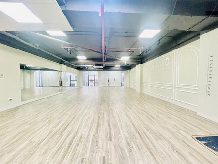 Cho thuê sàn 150m² Lạc Long Quân Tây Hồ | Trần cao thoáng, tự do giờ giấc