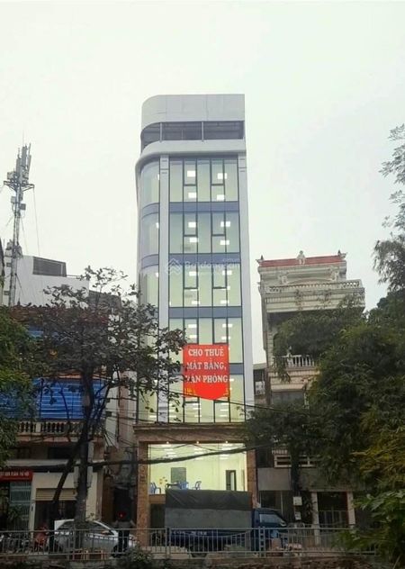 Chính chủ. Cho thuê sàn văn phòng gần mặt Đường Võ Chí Công, Hoàng Quốc Việt