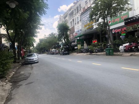 Cho thuê Văn phòng tại 71 Đường Phan Khiêm Ích, Tân Phong, Quận 7, TP.HCM, 40m2, 13 triệu VND