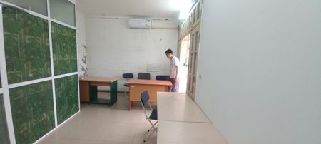Cho thuê văn phòng ngay khu Goldenmark City Hồ Tùng Mậu DT 65m2, giá 8tr8