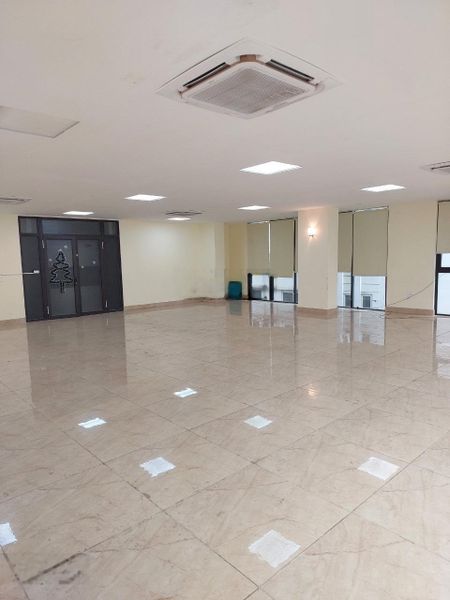 Cần cho thuê gấp sàn văn phòng tại Phố Trung Kính, Dt 160m2 giá thuê chỉ 3x/th Lh ngay 0972524758