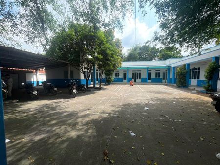 Cho thuê khu nhà văn phòng QL 22 (Công ty nước Củ Chi cũ)