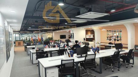 Văn phòng full nội thất quận 10, diện tích 650m2 hoạt động 24/7