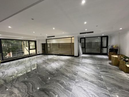 Cho thuê 220m2 sàn văn phòng mặt tiền tầng kinh doanh tầng 1