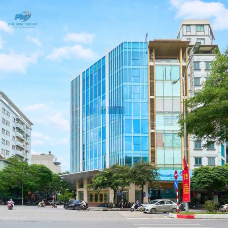 Văn phòng 250m2 mặt phố Trần Thái Tông mới đẹp sang trọng giá chỉ từ 260.000đ/m2/th