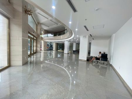 Trực tiếp chủ đầu tư cho thuê văn phòng tòa Building Phố Trần Thái Tông giá siêu ưu đãi cho khách