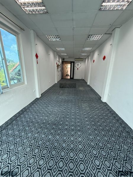 Chủ nhà cho thuê 60 m2 sàn tầng 5, ngõ 14 Huỳnh Thúc Kháng, thang máy, giá 9 triệu 0389930126