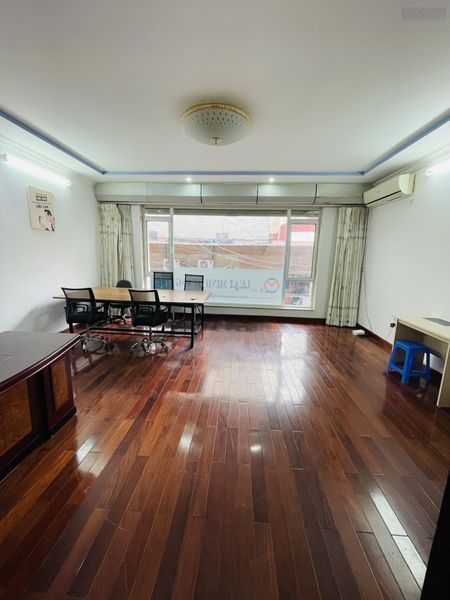 Cho thuê văn phòng đẹp KV Nguyễn Thị Định giao Trần Duy Hưng