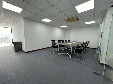 Cho Thuê văn phòng đẹp nhất Đống Đa, giá chỉ 20tr diện tích 120m2