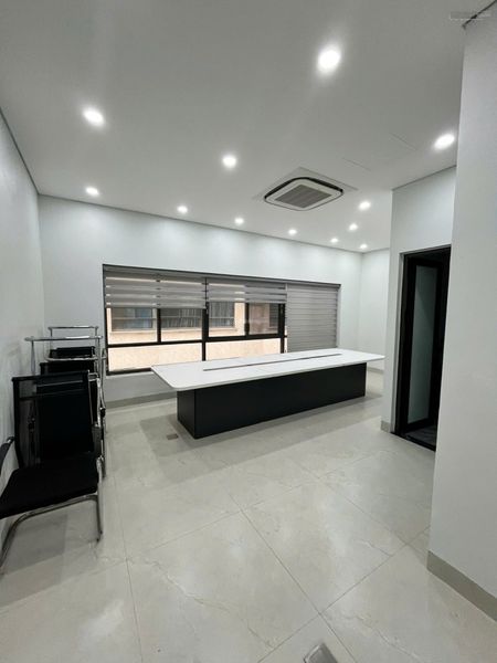 Cho thuê văn phòng tại Him Lam Vạn Phúc, 90 m2/tầng, sàn thông đẹp như hình