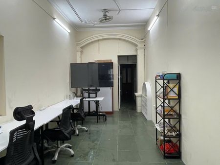 Cho thuê văn phòng tại khu phân lô ô tô Định Công, Hoàng Mai, Hà Nội, 40m2, MT 5.5m, 8tr/th