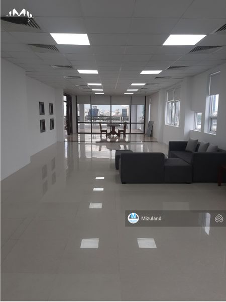 Văn phòng dưới 100m² ngay trung tâm và đầy đủ tiện nghi, sẵn sàng setup văn phòng