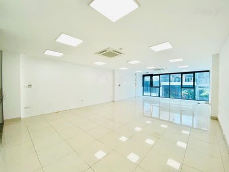Còn duy nhất 1 sàn 95m2 chỉ 16 triệu tại Hoàng Quốc Việt