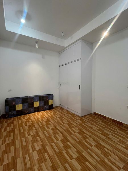 Chính chủ cho thuê căn hộ full nội thất, phù hợp làm văn phòng tại 29 Khuất Duy Tiến, Hà Nội