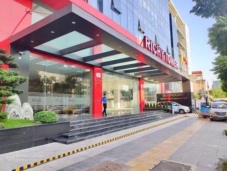 BQL Richy Tower cho thuê văn phòng 446m2, 163m2 giá 333.800đ/m2/th đầy đủ PCCC. Liên hệ: 0388189389
