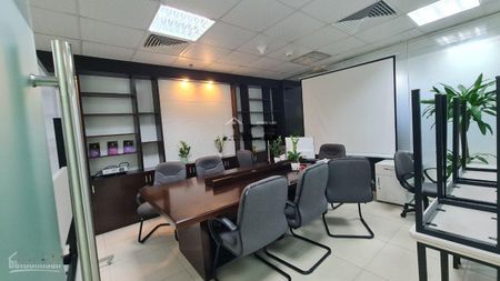 Chính chủ cho thuê văn phòng tại Diamond Hoàng Đạo Thúy Lê Văn Lương. Diện tích 268m2 LH 0388189389