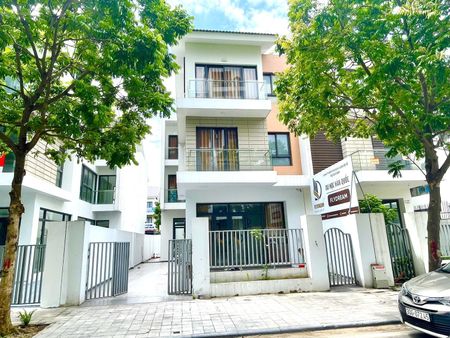 Cho thuê sàn văn phòng hoàn thiện đẹp tại An Vượng Villa khu đô thị Dương Nội, Quận Hà Đông