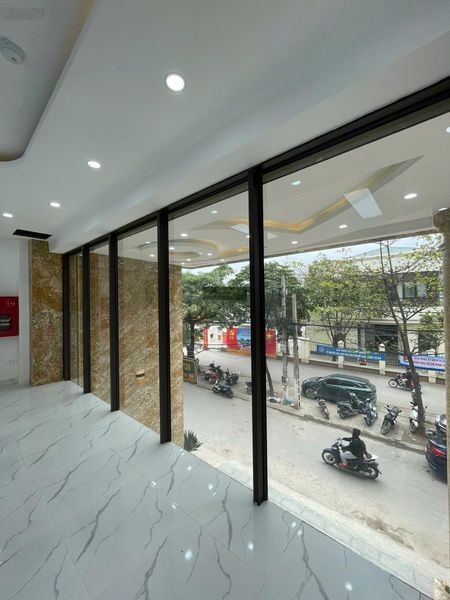 Cho thuê văn phòng, MBKD Cầu Diễn T1 + 2 DT 200m2 giá 24 triệu/tháng