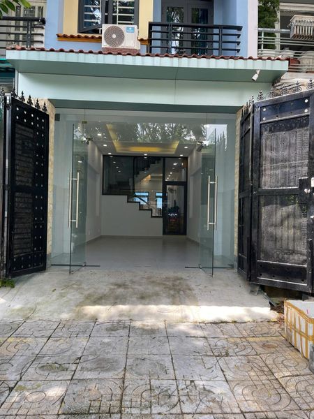 Cho thuê văn phòng trọn gói phù hợp startup 5-7 người giá chỉ 9.4 triệu/tháng