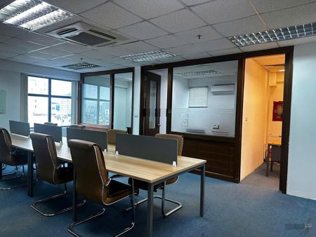 Văn phòng 72m2 chỉ 16 triệu/tháng mặt đường Tố Hữu