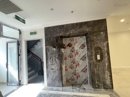 Cho thuê sàn văn phòng Mp Tuệ Tĩnh, Hai Bà Trưng 120m2 thông sàn thang máy, full Điều hòa giá 30 tr