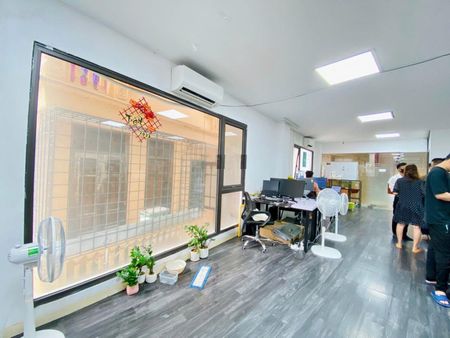 Chỉ từ 18 triệu có ngay văn phòng 120m2 tại phố 104 Nguỵ Như Kon Tum, chia sẵn phòng