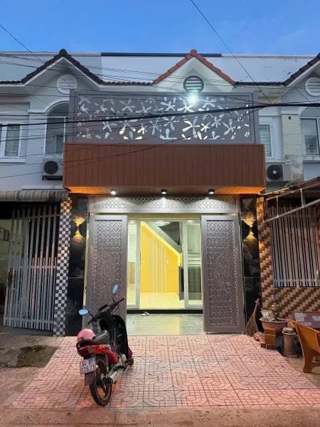 Bán nhà 60.5m² ngang 4m giá 2.69 tỷ khu nhà ở Hạnh Phúc Phường Phước Hậu