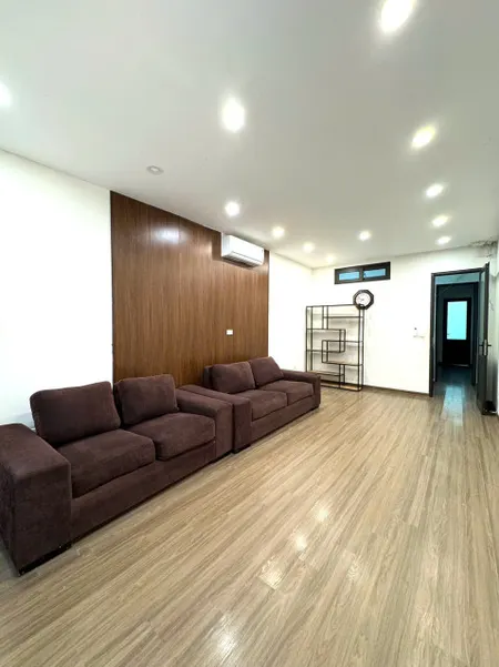 Cho thuê nhà riêng ngõ 464 Đường Bưởi, Phường Vĩnh Phúc, Ba Đình, Hà Nội. DT 74m x 2 tầng, giá 12tr
