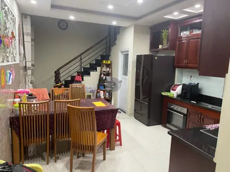 Bán nhà BTCT 44m² chính chủ, gần cư xá Lữ Gia và trường đua Phú Thọ, giá 11.8 tỷ