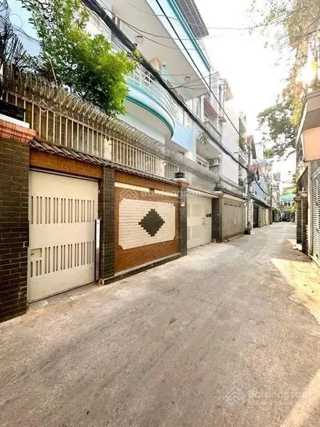 Nhà đặng văn ngữ sát măt tiền hẻm 5m ôtô vô nhà bán nhỉnh 14 tỷ