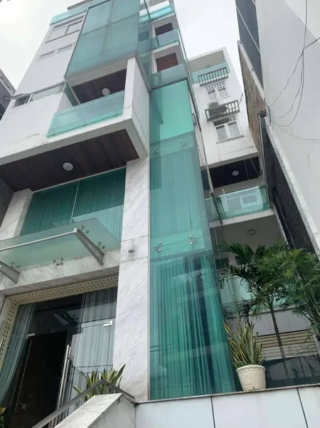 Bán toà nhà Phan Đăng Lưu, Phú Nhuận, 7 tầng, full nội thất, 14 phòng ngủ, giá 36 tỷ