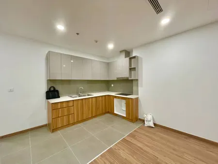 Cần bán căn 3 phòng ngủ, 95m2, sổ hồng. Giá 6.68 tỷ (Thương lượng)