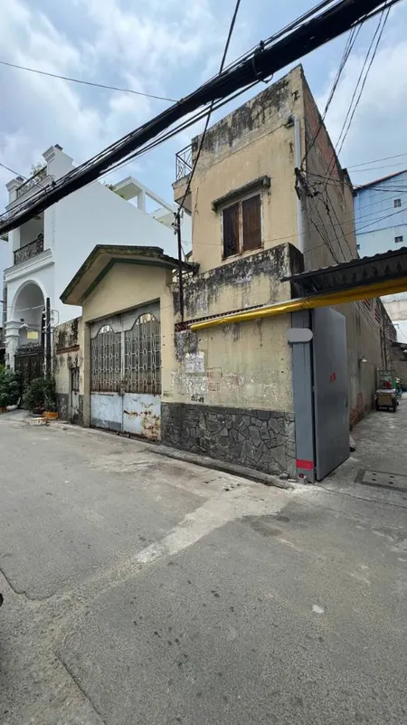 Bán gấp kho nhà đất tại Hẻm 2 xẹc Âu Cơ chỉ 76 triệu/m2, giá rẻ như Bình Tân ngay Trung Tâm Tân Bình