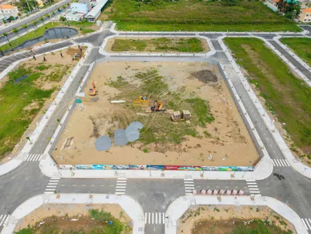 The 826EC đất nền sổ đỏ KHÔNG sợ vướng pháp lý – CÓ sổ riêng từng nền, sang tên ngay
