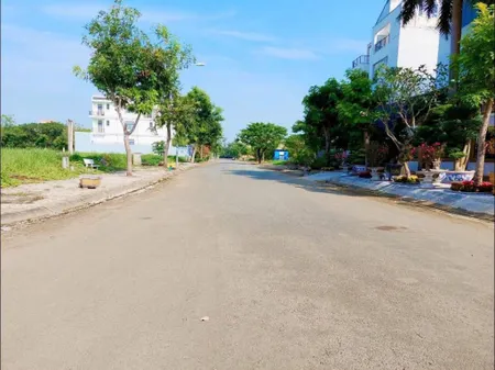 Chính chủ bán đất mặt tiền Võ Văn Môn, P.4, TP. Tân An, 165m², sổ hồng riêng, thương lượng