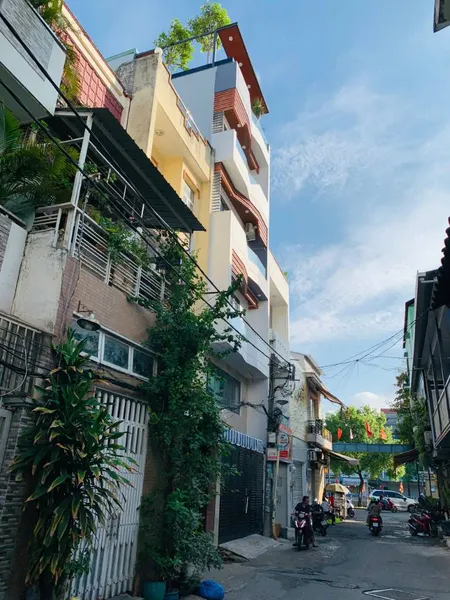Bán căn hộ dịch vụ Hoàng Sa, Tân Bình, 6 tầng, 11 phòng ngủ, thu nhập 110 triệu mỗi tháng, giá 25 tỷ