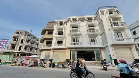 Bán shophouse Grand World Phú Quốc 113,3m2 view Hồ Tình Yêu
