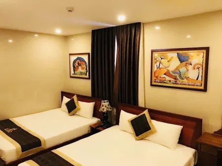 Bán khách sạn biển 230m2 đường Phan Tôn, Quận Ngũ Hành Sơn, Đà Nẵng, doanh thu cao