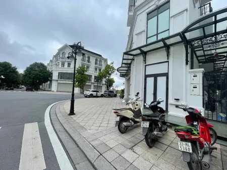 Bán gấp biệt thự liền kề sao biển Vinhomes Ocean Park 1 gia lâm