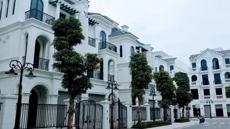 BÁN GẤP BIỆT THỰ SONG LẬP SAO BIỂN – VINHOMES OCEAN PARK 1