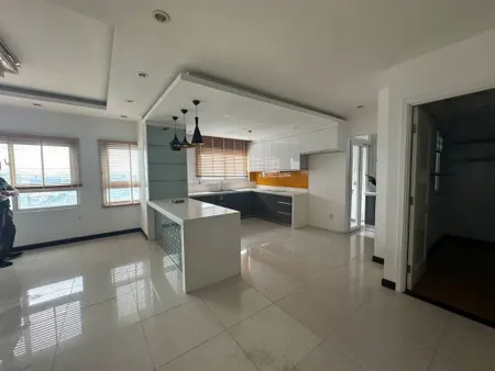 Bán căn hộ Penthouse Cộng Hòa Plaza, 4 phòng ngủ 3 toilet, 147.4m2, nội thất y hình, 7.9 tỷ, sổ hồng