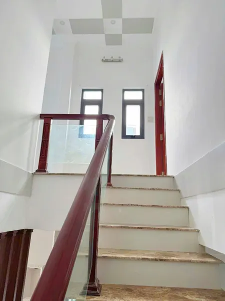 Bán căn hộ dịch vụ mới tinh 25 phòng đường Hàng Tre, TP. Thủ Đức, doanh thu trên 90 triệu, giá 25 tỷ