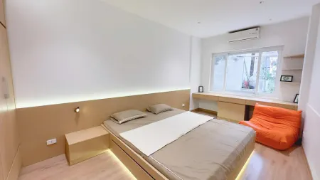 Bán CHDV cao cấp, Lạc Long Quân, Quận 11, Hồ Chí Minh, 5 tầng mới tinh, thu nhập 38 triệu/tháng